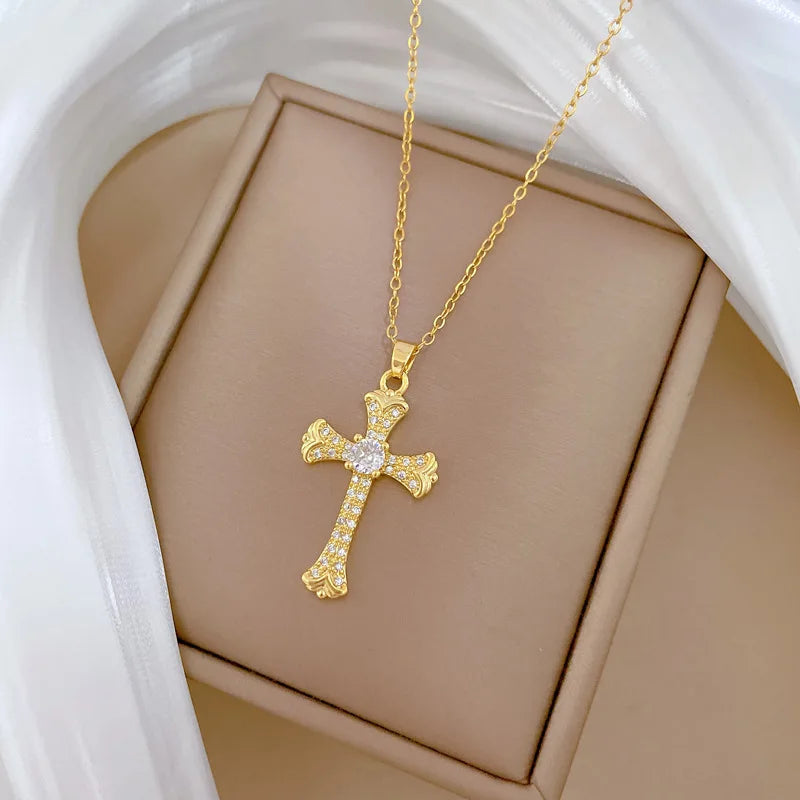 Women's Gold Cross Pendant Necklace – Stainless Steel Choker Pendant Necklace Nixie