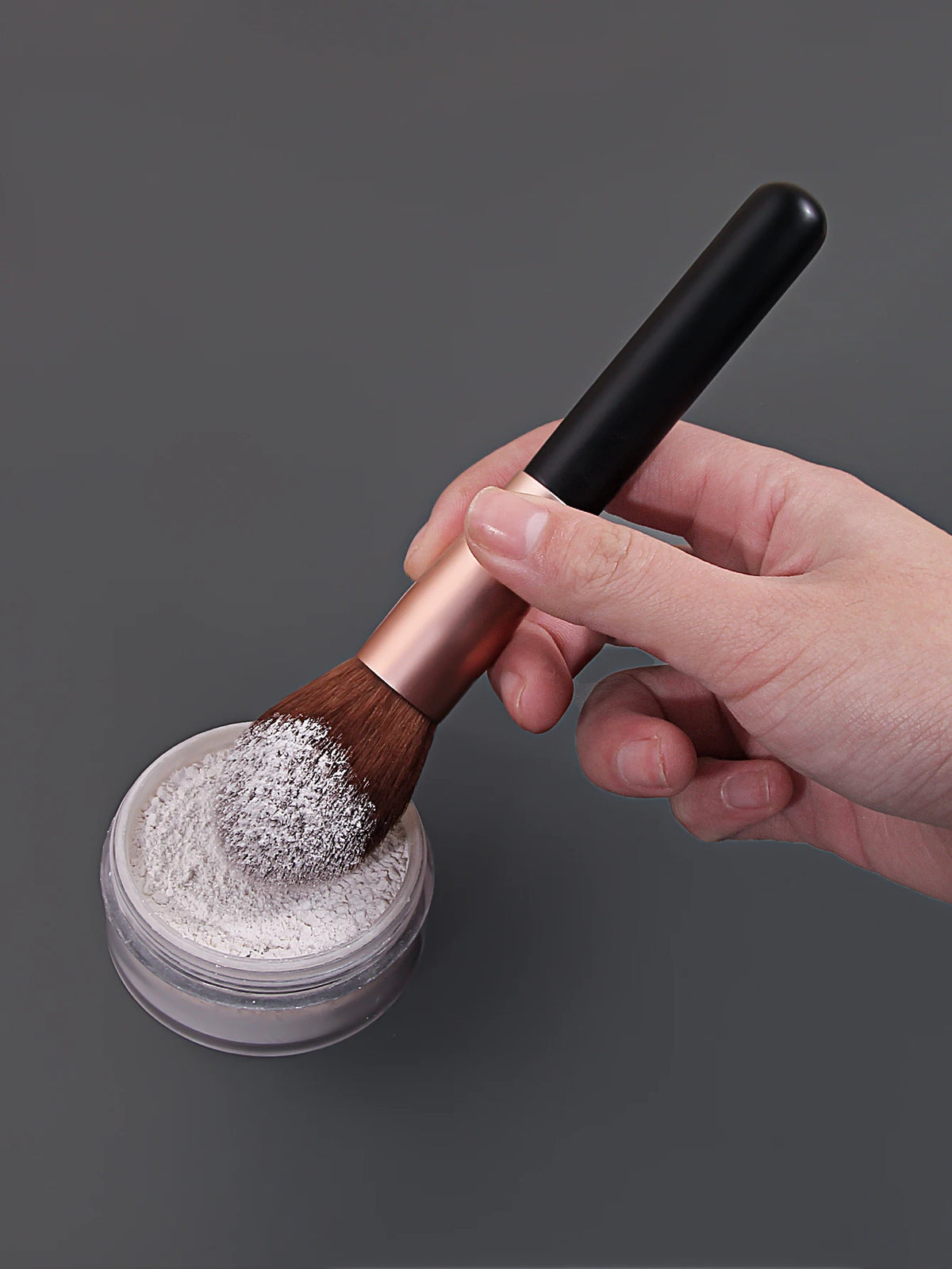 Rose Gold Fluffy Makeup Brush – Powder, Blush & More Makeup Brush Nixie