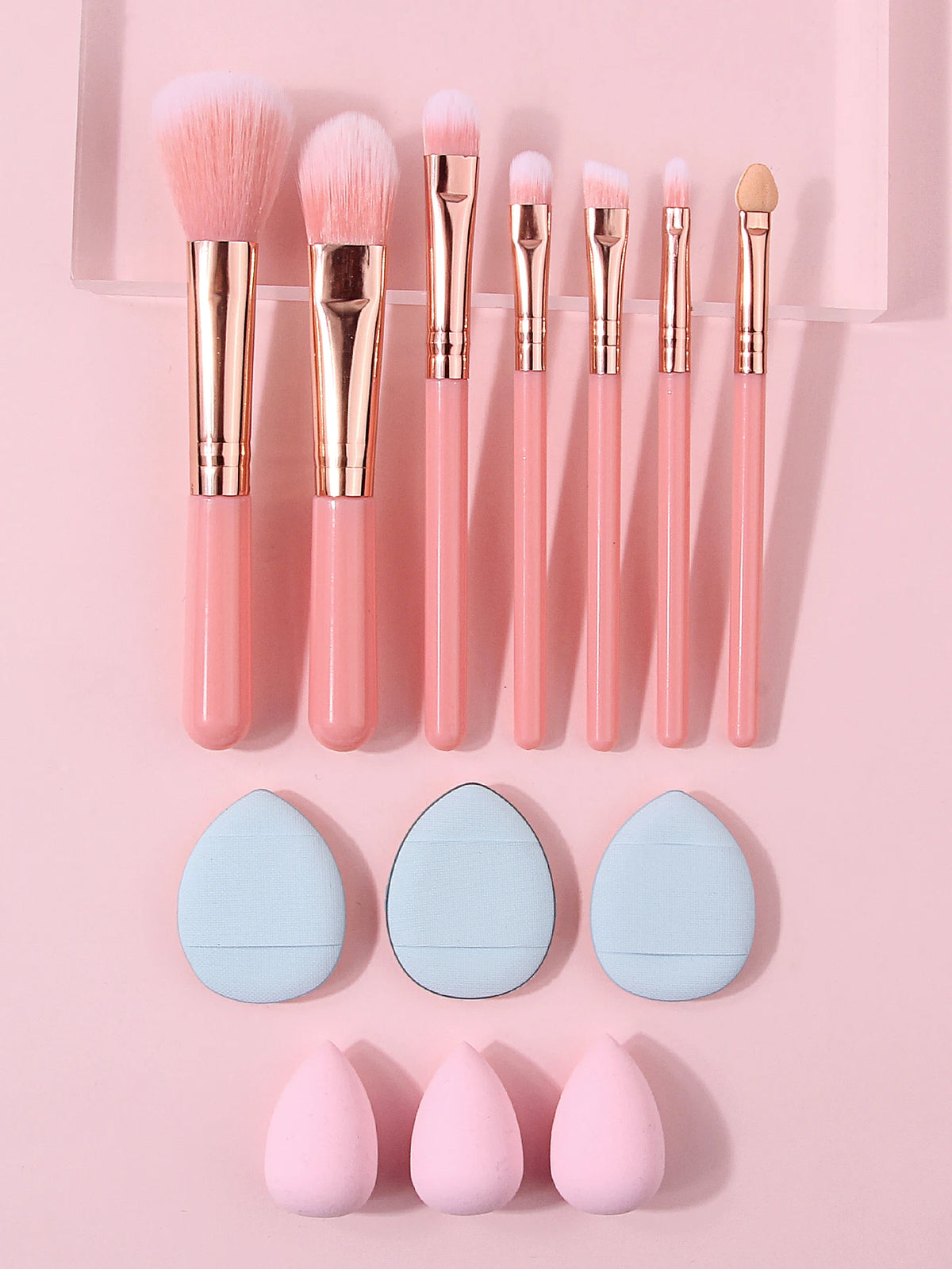 13-Piece Makeup Brush Set with Sponges & Powder Puffs Makeup Brush Set Nixie