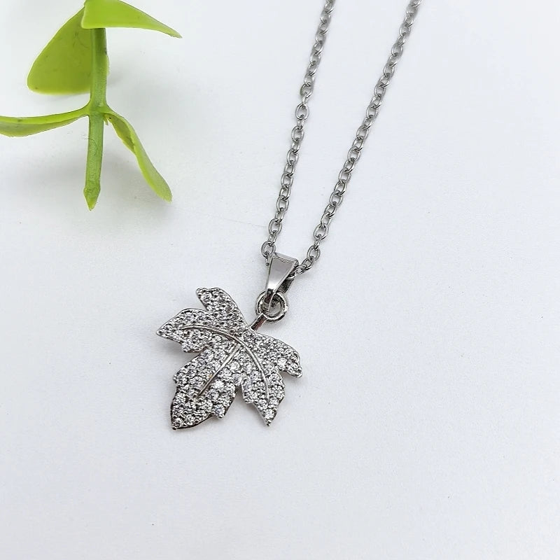 Zircon Leaf Pendant Necklace – Gold & Silver Clavicle Chain Pendant Necklace Nixie