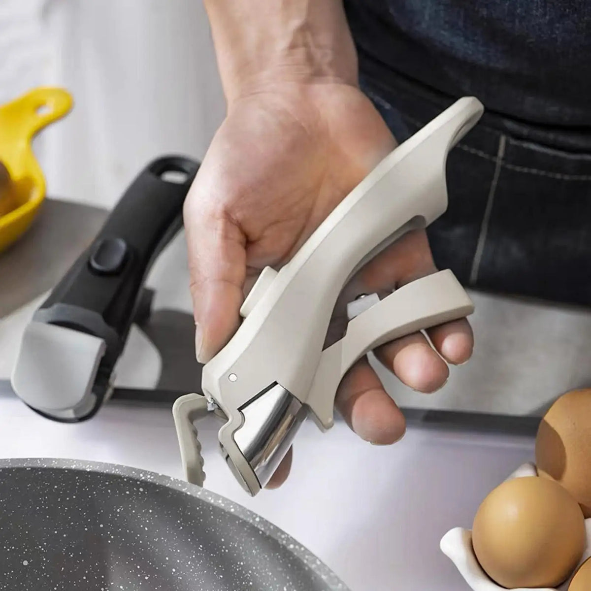 Detachable Universal Pot Handle – One-Click Cookware Grip Cookware Handle Nixie