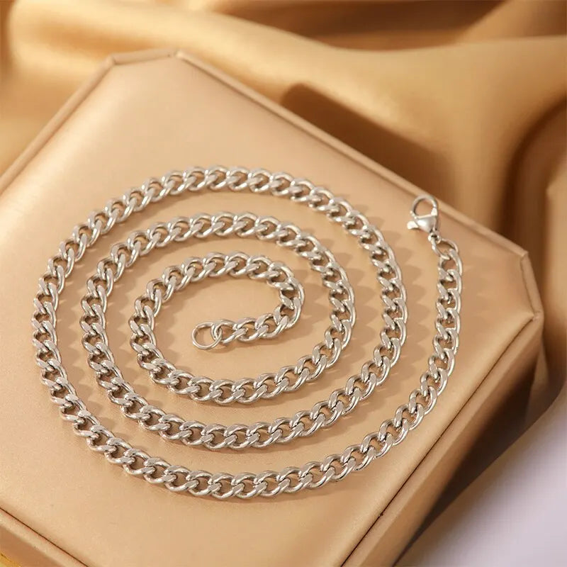 3-Piece Cuban Chain Necklace Set – Stainless Steel Unisex Hip Hop Chain Necklace Set Nixie