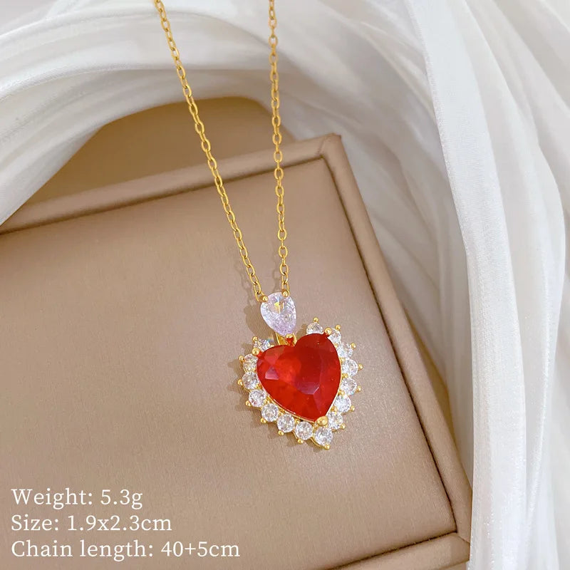 Heart Zircon Pendant Necklace – Gold Stainless Steel Choker