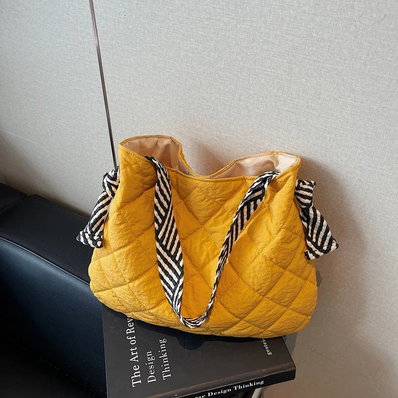 Large Quilted Tote Bag – Women's Commuter Shoulder Bag Quilted Tote Bag Nixie