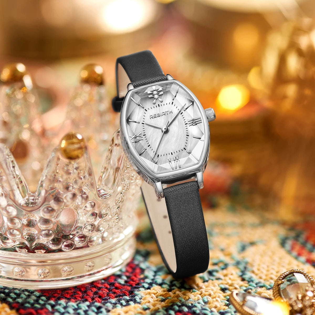 REBIRTH Women's Retro Leather Quartz Watch | Numberless Dial Women's Quartz Watch Nixie