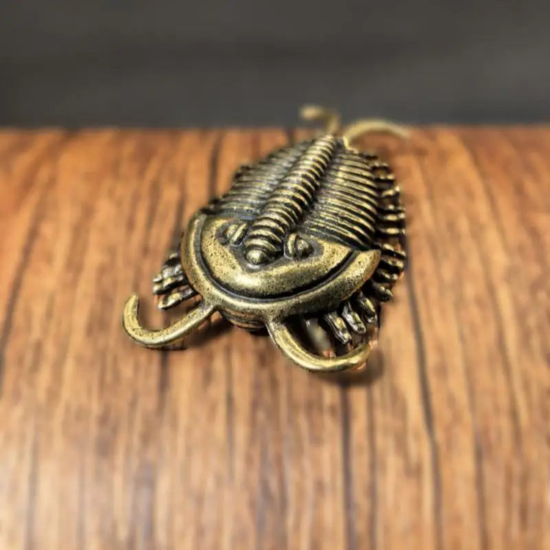 Brass Trilobite Figurine – Retro Desk Ornament & Tea Pet Decorative Figurine Nixie