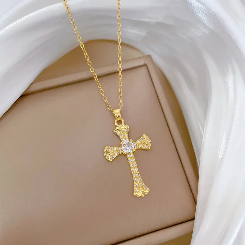 Women's Gold Cross Pendant Necklace – Stainless Steel Choker Pendant Necklace Nixie