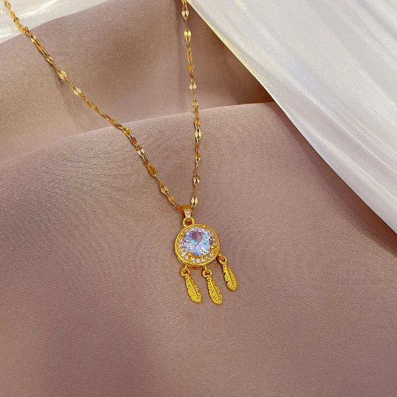 Feather Tassel Choker Necklace – Gold Stainless Steel | Nixie Pendant Choker Necklace Nixie