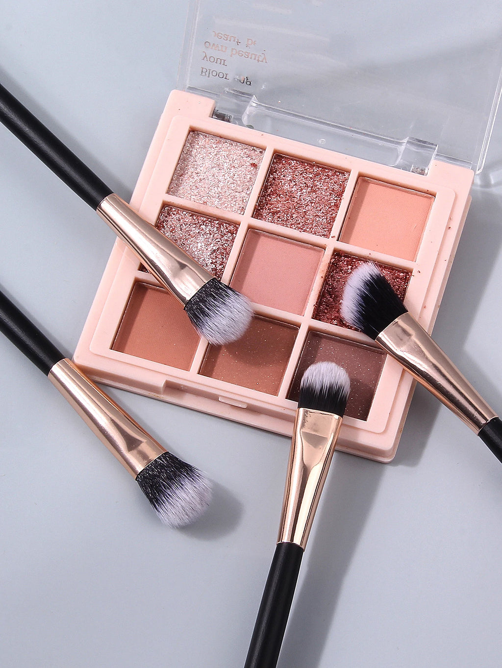 4-Piece Eyeshadow Brush Set | Black Gold Wood Handle Makeup Eyeshadow Brush Set Nixie