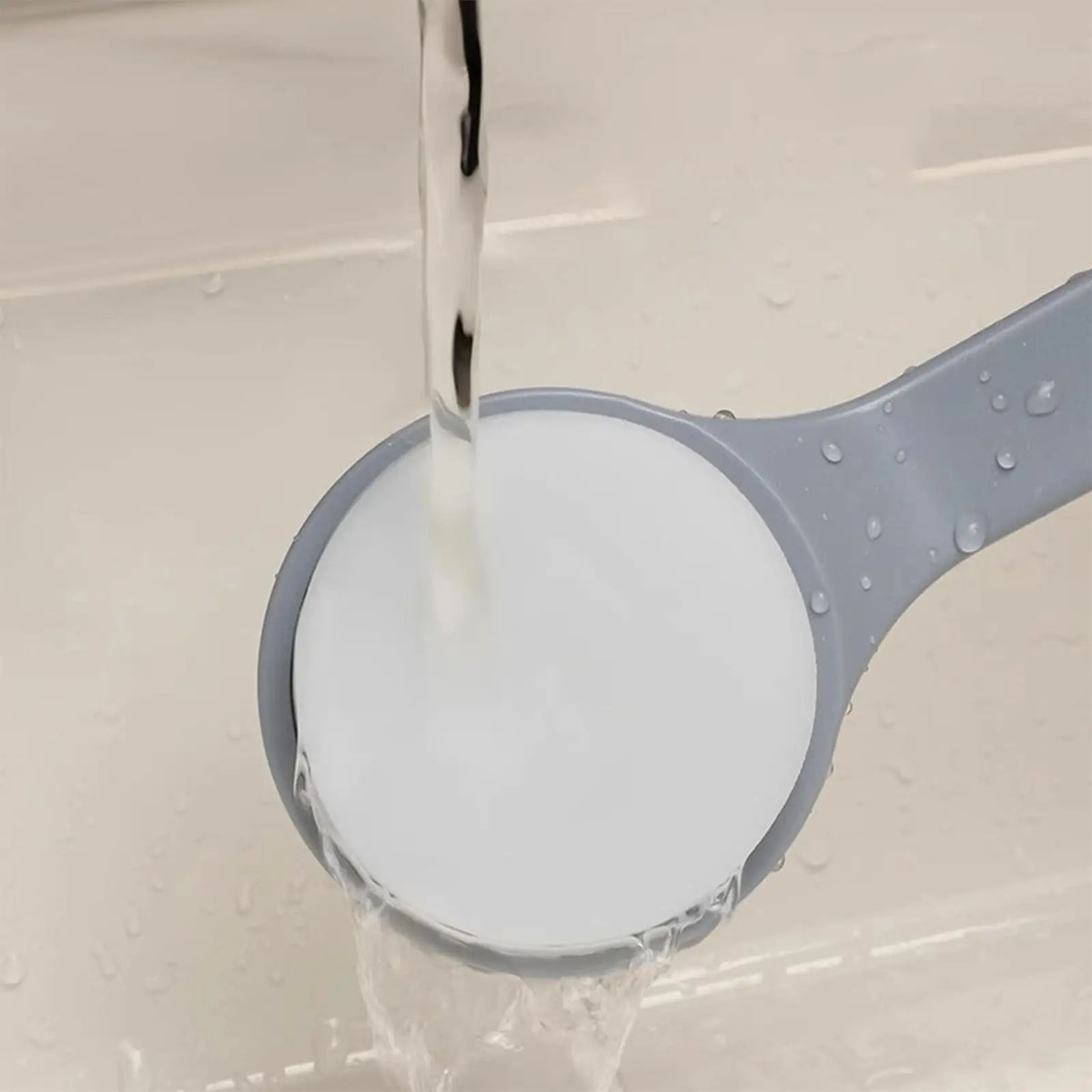 Back Lotion Applicator – Anti-Slip Grip & Extended Handle