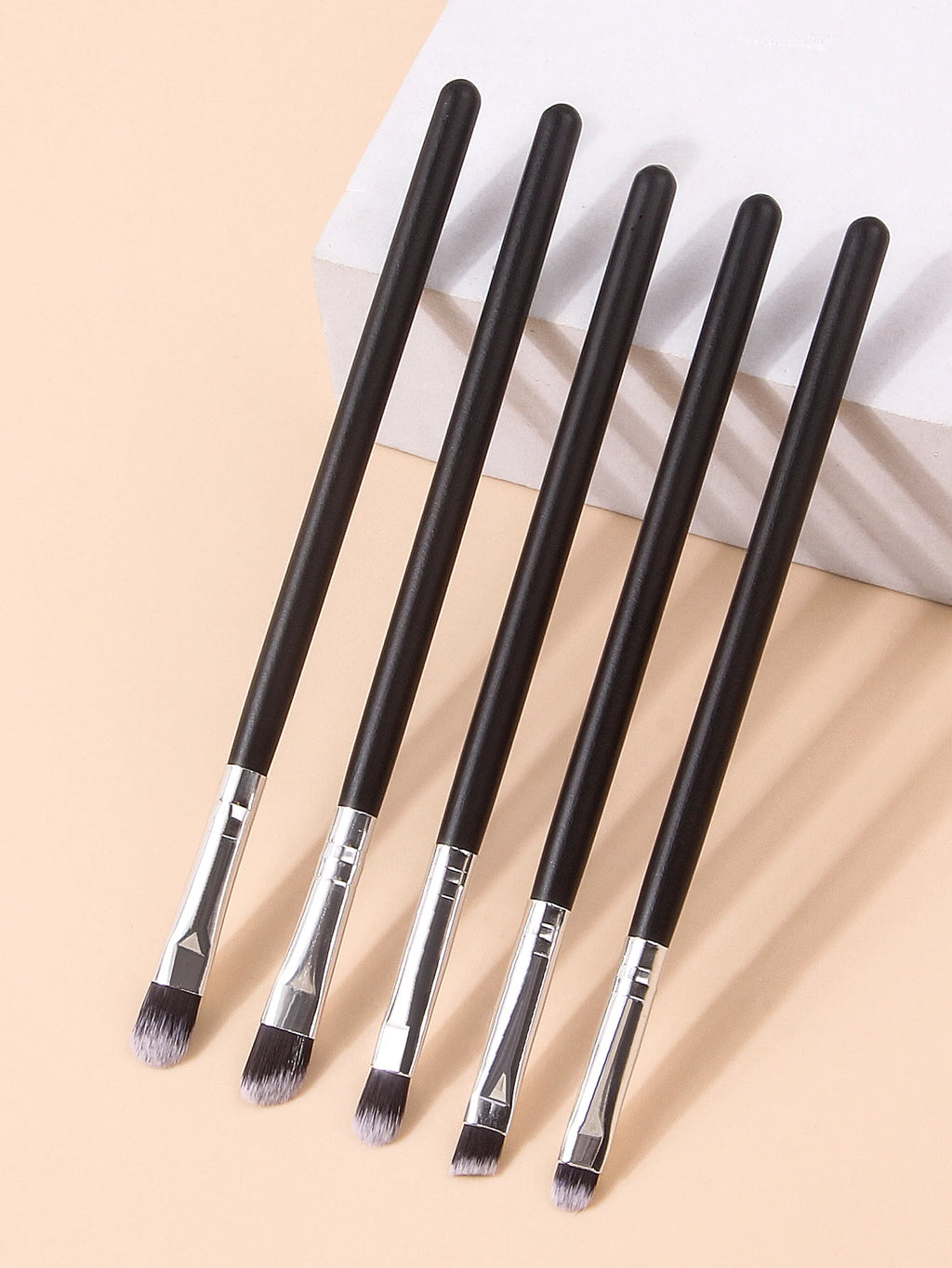 5-Piece Eye Makeup Brush Set – Eyeshadow & Blending Brushes Eye Makeup Brush Set Nixie