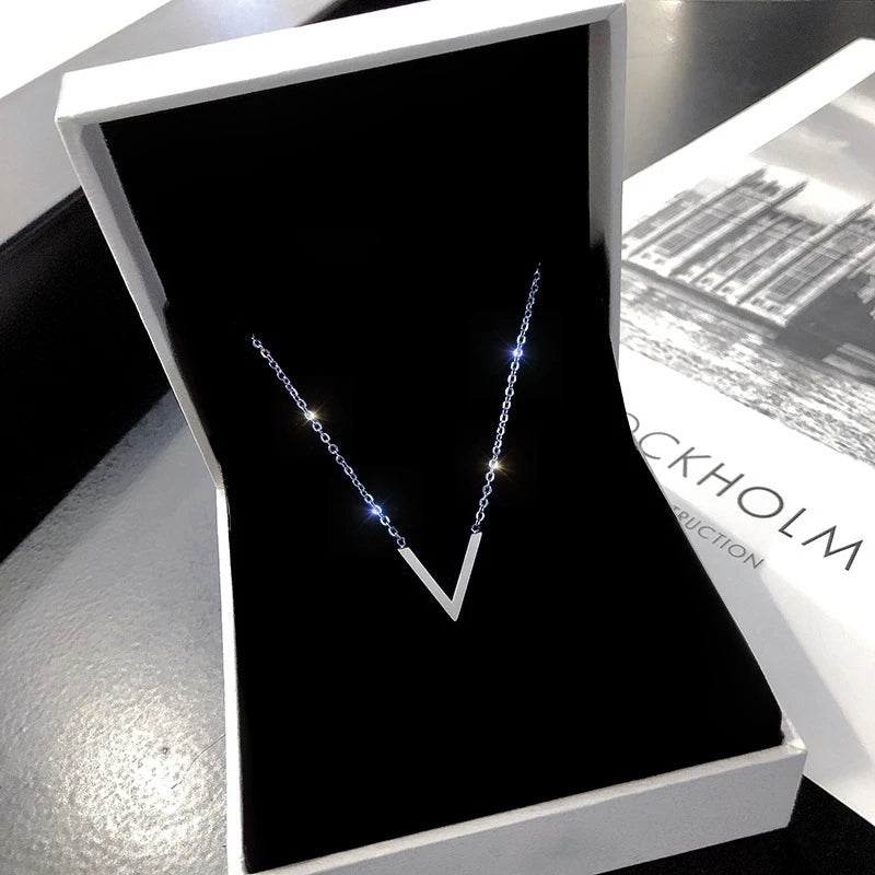 Stainless Steel V Letter Pendant Necklace | Women's Clavicle Chain Pendant Necklace Nixie