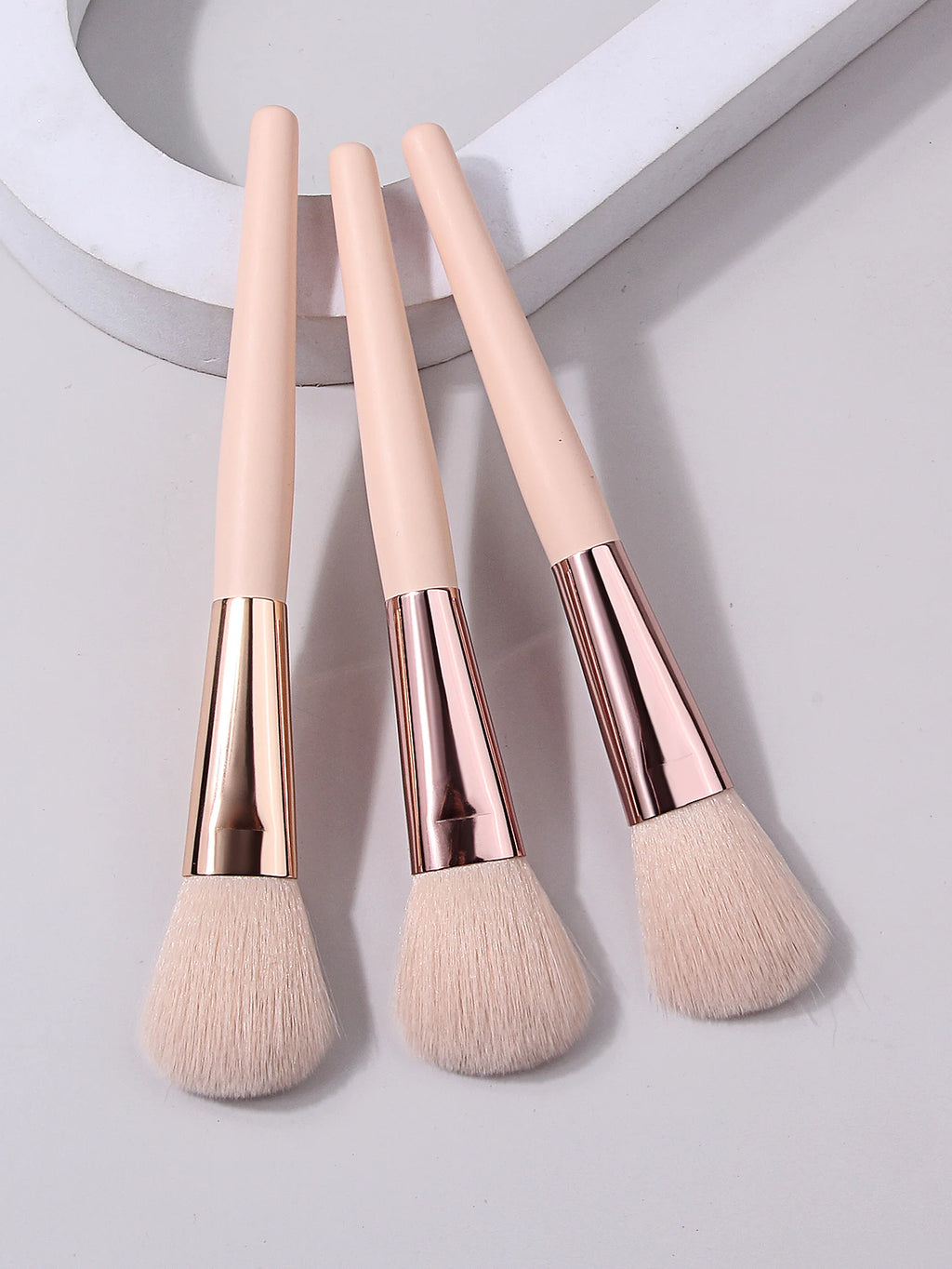 3-Piece Soft Fluffy Blush Brush Set – Highlight & Contour Makeup Brush Set Nixie