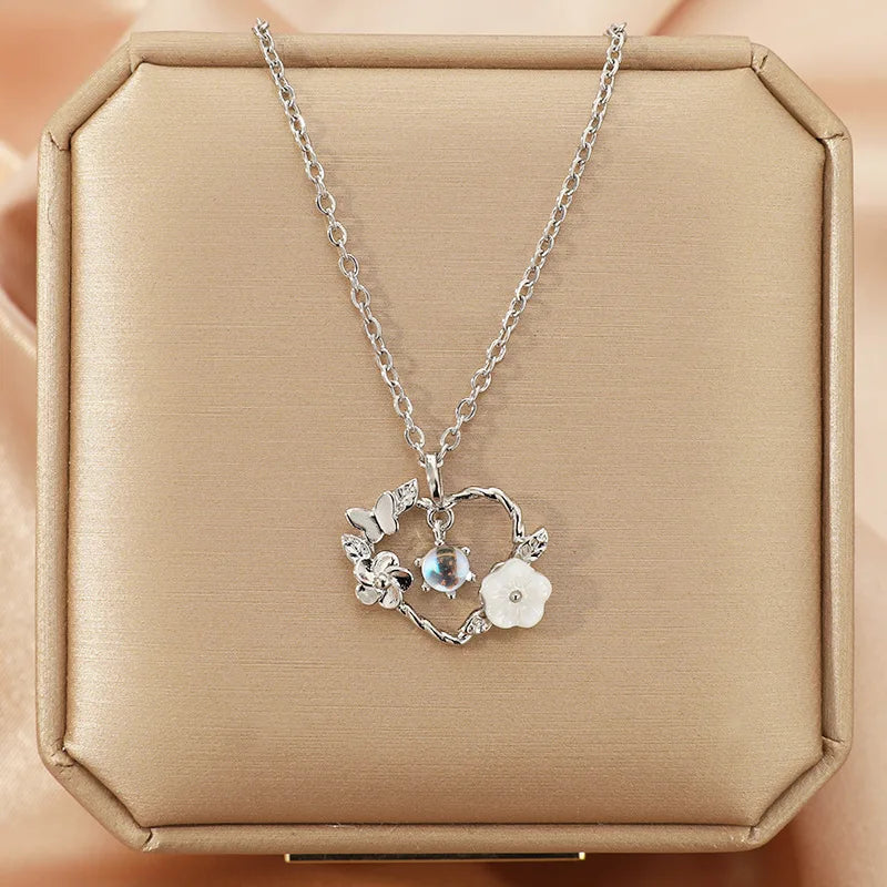 Pink Heart Beaded Necklace for Women – Vintage Minimalist Style Pendant Necklace Nixie XL1411