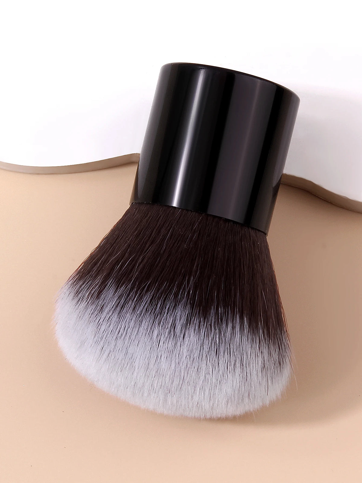 Nail Art Brush Set – Dust, Powder, Blush & Detail Brushes Nail Art Brush Set Nixie
