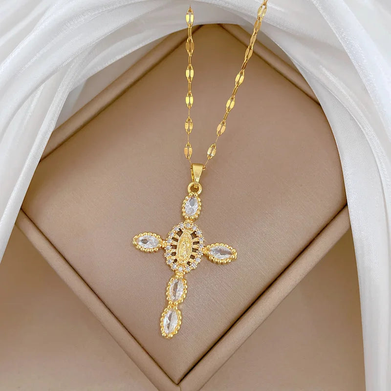 Women's Gold Cross Pendant Necklace – Stainless Steel Choker Pendant Necklace Nixie