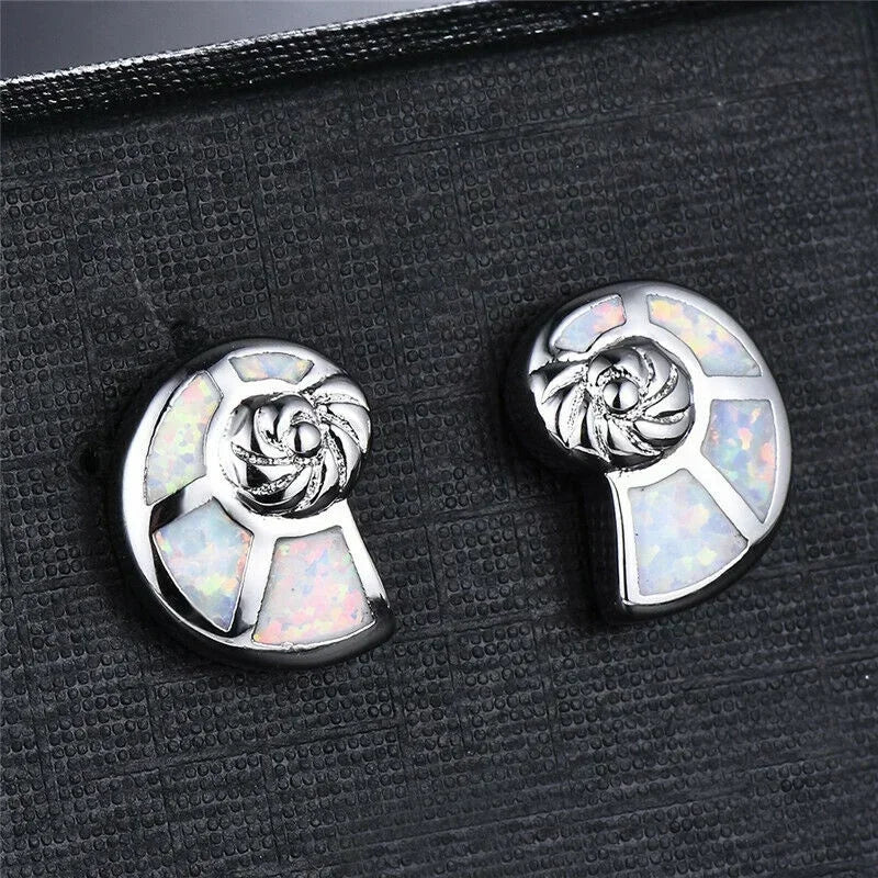 White Snail Simulated Opal Glass Vintage Stud Earrings Fashion Stud Earrings Nixie