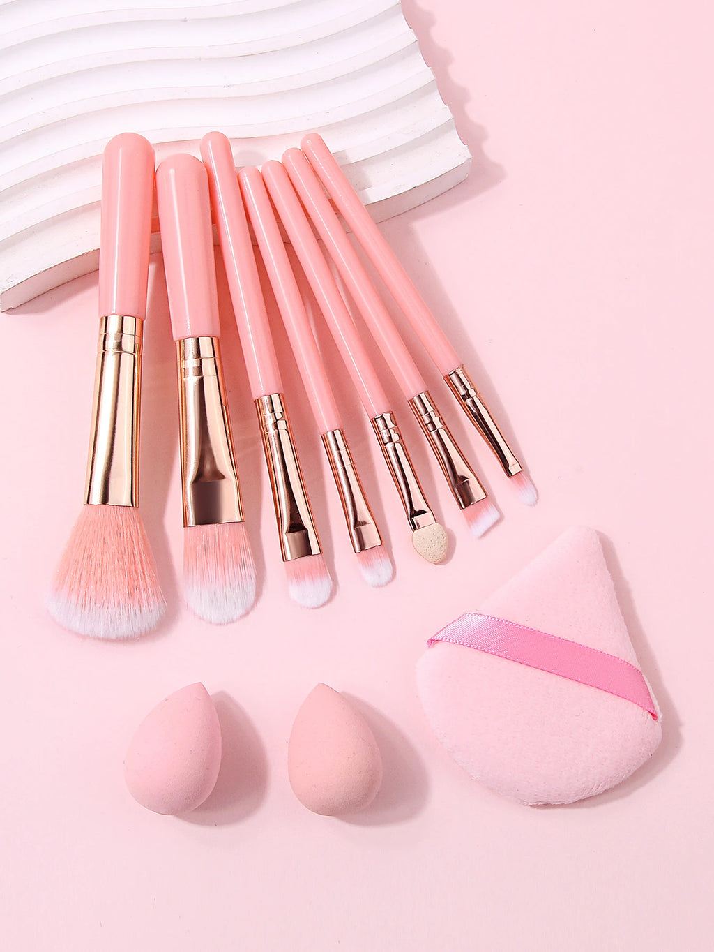 10-Piece Makeup Brush Kit with Powder Puff & Sponge Makeup Brush Set Nixie