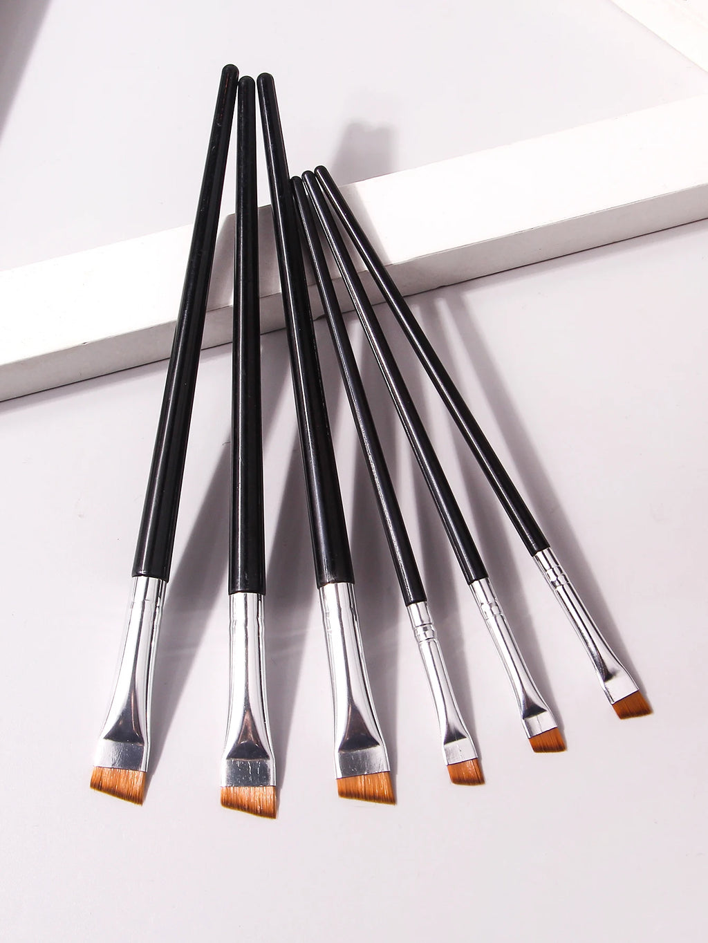 6-Piece Eye Makeup Brush Set – Eyeliner & Eyebrow Brushes Eye Makeup Brushes Nixie