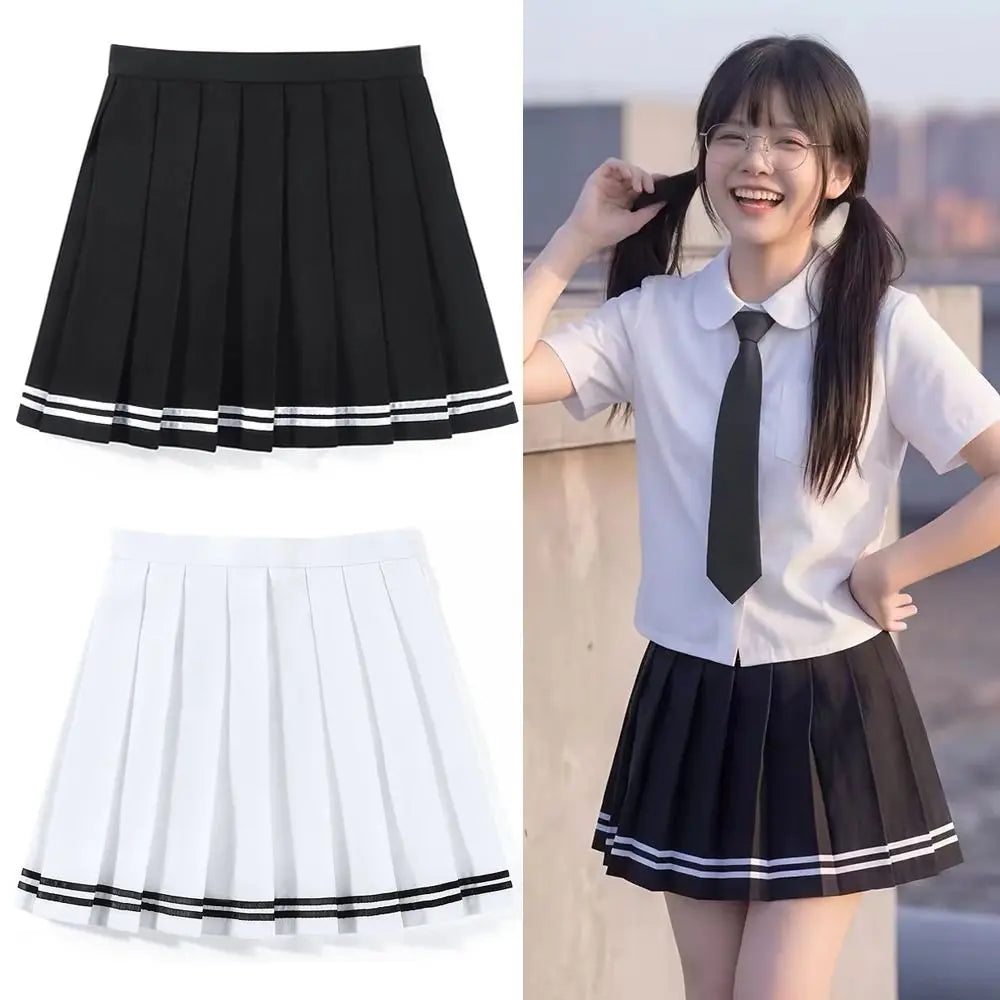 Vintage Korean Gothic Pleated Mini Skirt – Black & White Plaid Pleated Mini Skirt Nixie