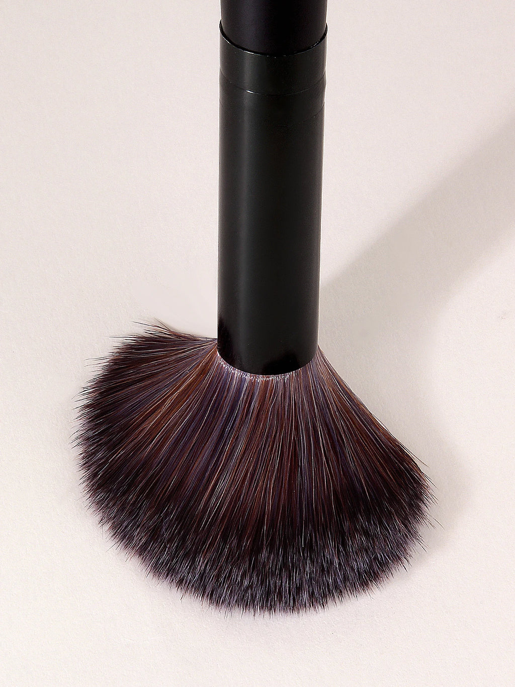 Fluffy Large Flame Blush & Highlighter Makeup Brush Makeup Brush Nixie