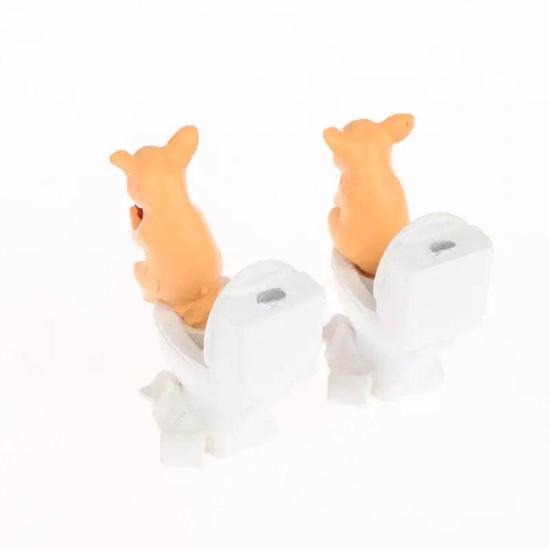 Funny Pig on Toilet Resin Figurine – Whimsical Home Decor Resin Figurine Nixie