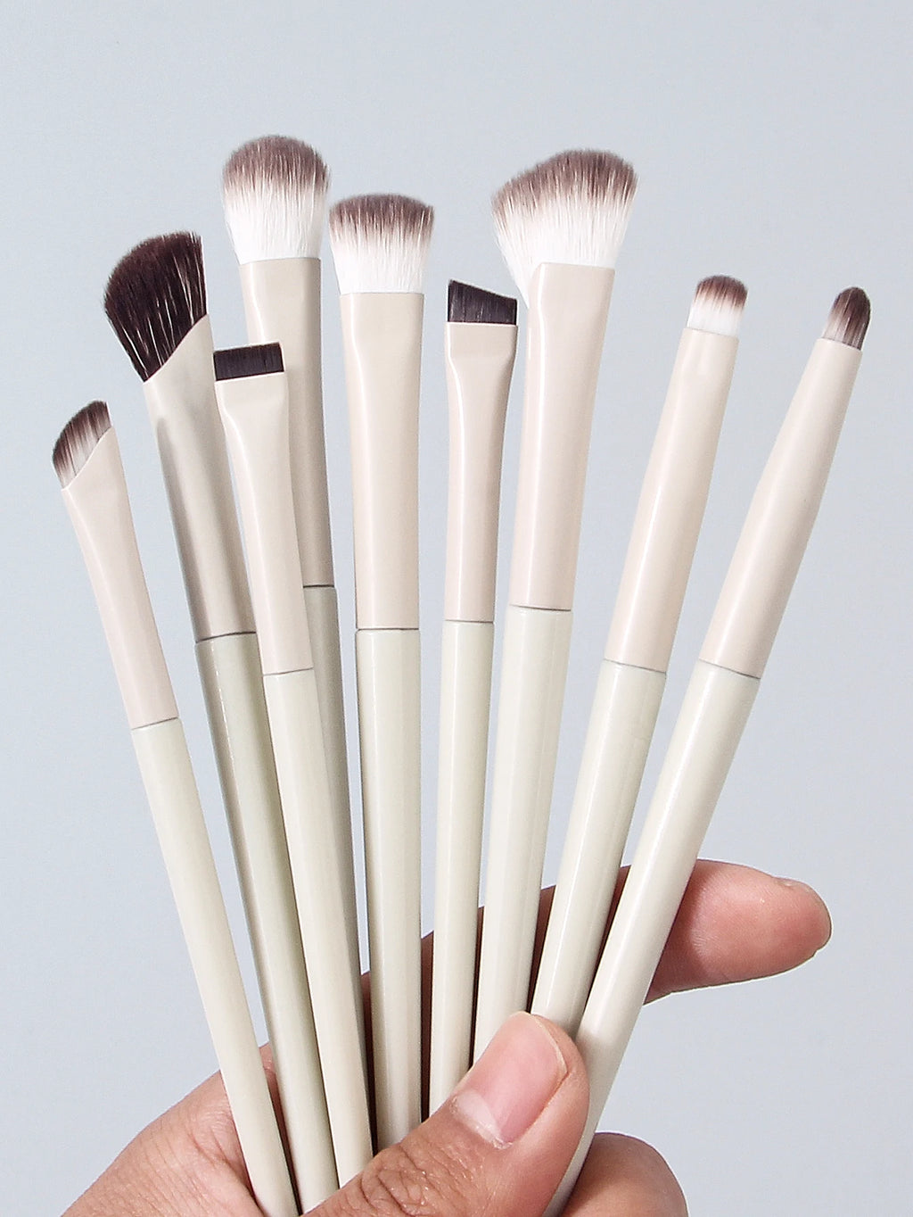 9-Piece Soft Eye Makeup Brush Set – Eyeliner & Eyeshadow Eye Makeup Brush Set Nixie