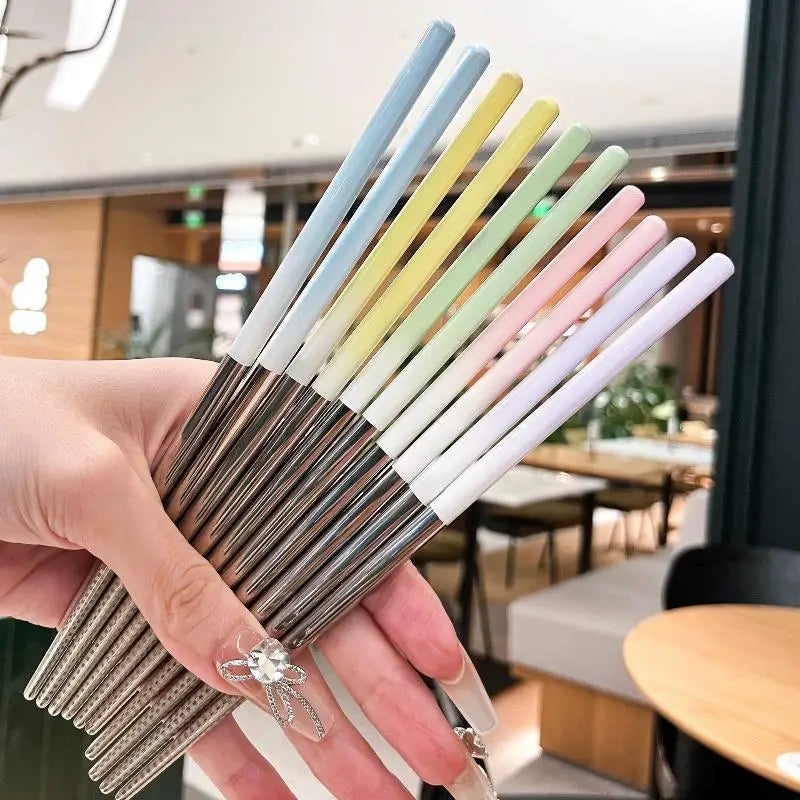 Portable Stainless Steel Cutlery Set – Spoon & Chopsticks with Case Portable Cutlery Set Nixie
