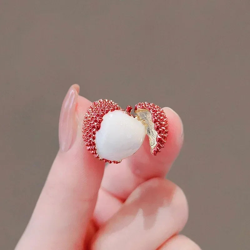 Lychee Brooch Lapel Pin – Light Yellow Gold Fashion Jewelry Fashion Brooch Pin Nixie