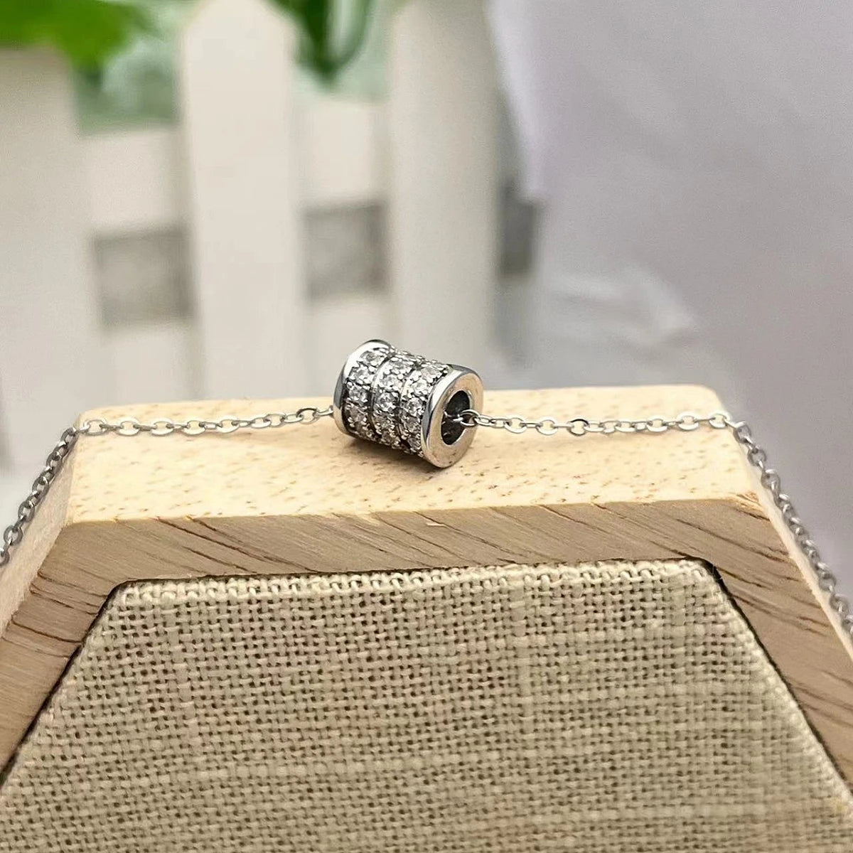 Women's Copper Zirconia Pendant Necklace | Light Luxury Fashion Fashion Pendant Necklace Nixie