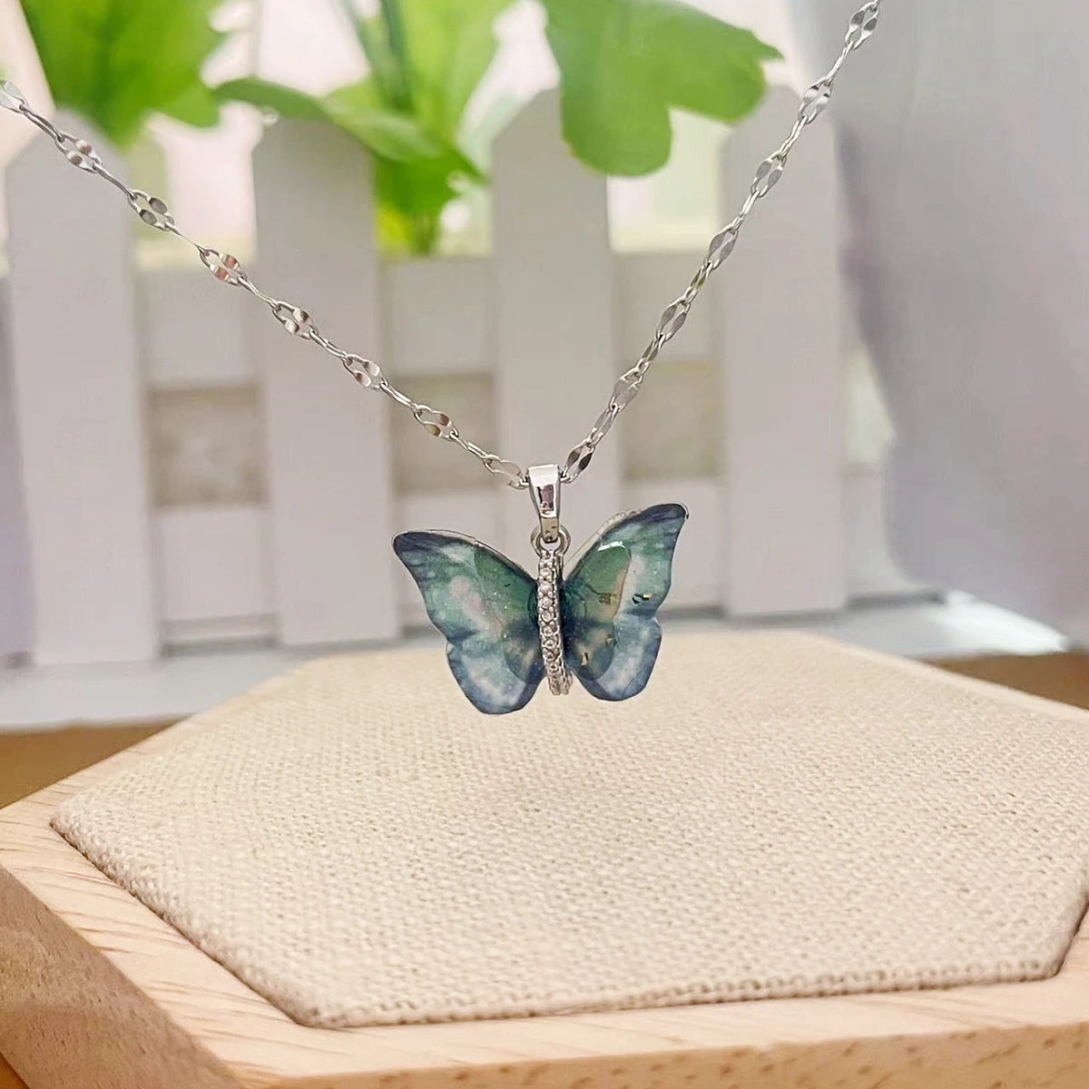 Zircon Butterfly Gradient Colorful Chain Necklace for Women Fashion Necklace Nixie XL1991-1