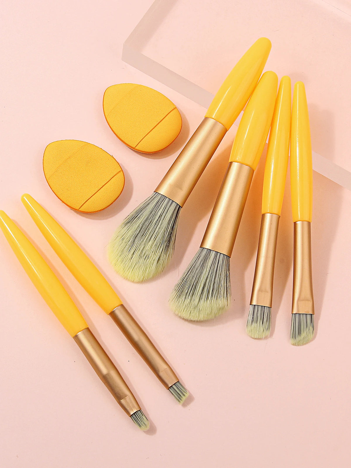 8-Piece Travel Makeup Brush Set with 2 Powder Puffs | Mini Kit Makeup Brush Set Nixie