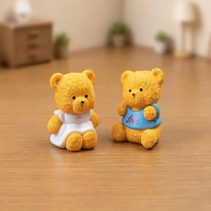 4pcs Cute Couple Bear Mini Figurines – Desktop DIY Décor Decorative Figurines Nixie