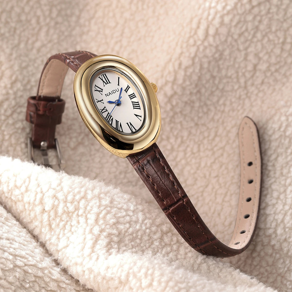 Naidu Retro Quartz Watch – Leather Band Numberless Dial Quartz Wristwatch Nixie