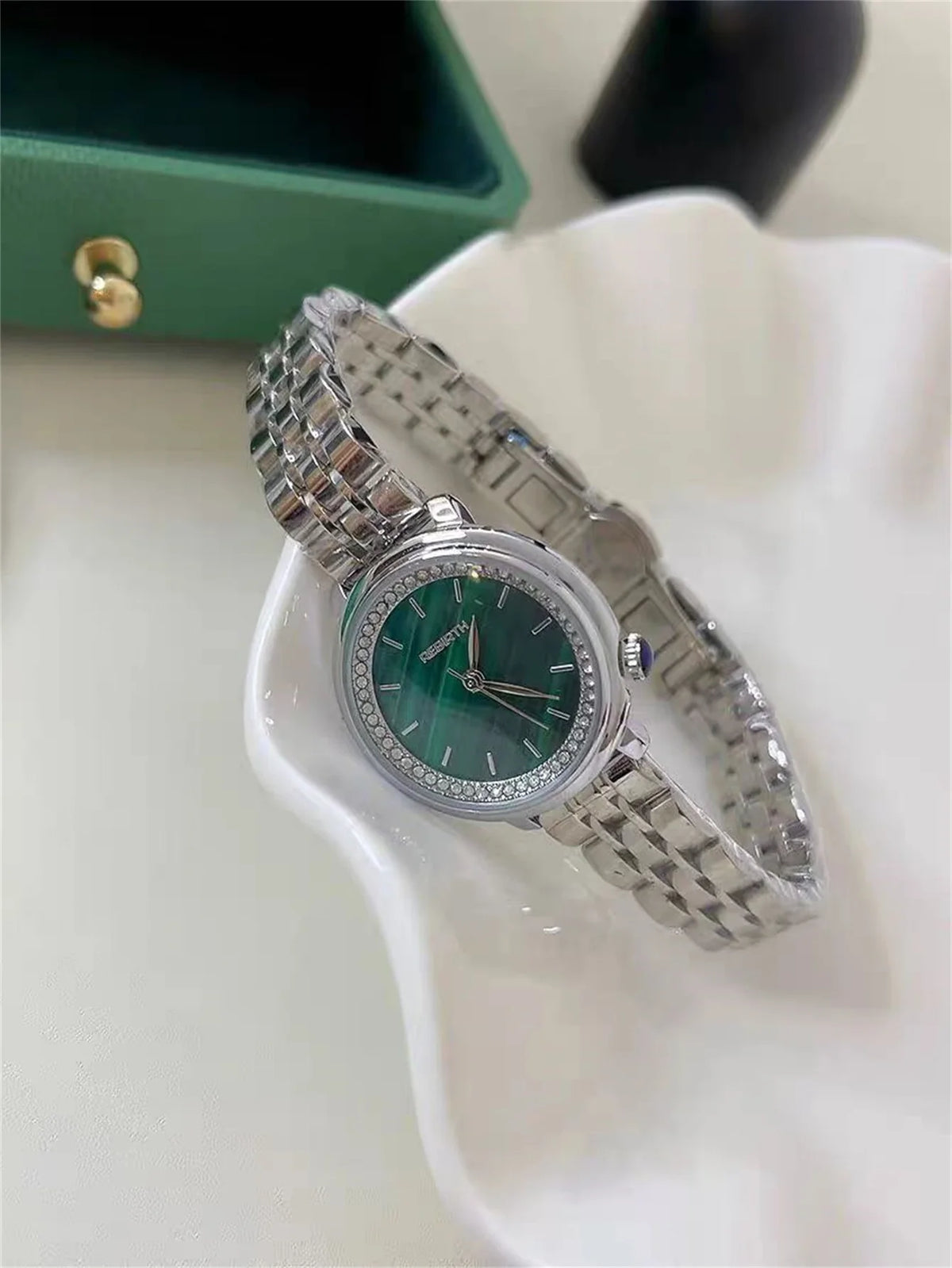 REBIRTH Casual Quartz Watch – Minimalist Stainless Band Quartz Watch Nixie