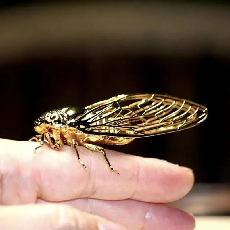 Gold-Plated Cicada Figurine Alloy Insect Sculpture Décor Gift Decorative Figurine Nixie