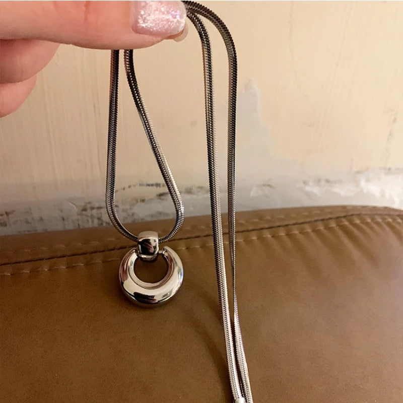 Stainless Steel Donut Necklace Minimalist Hollow Sweater Chain Fashion Necklace Nixie