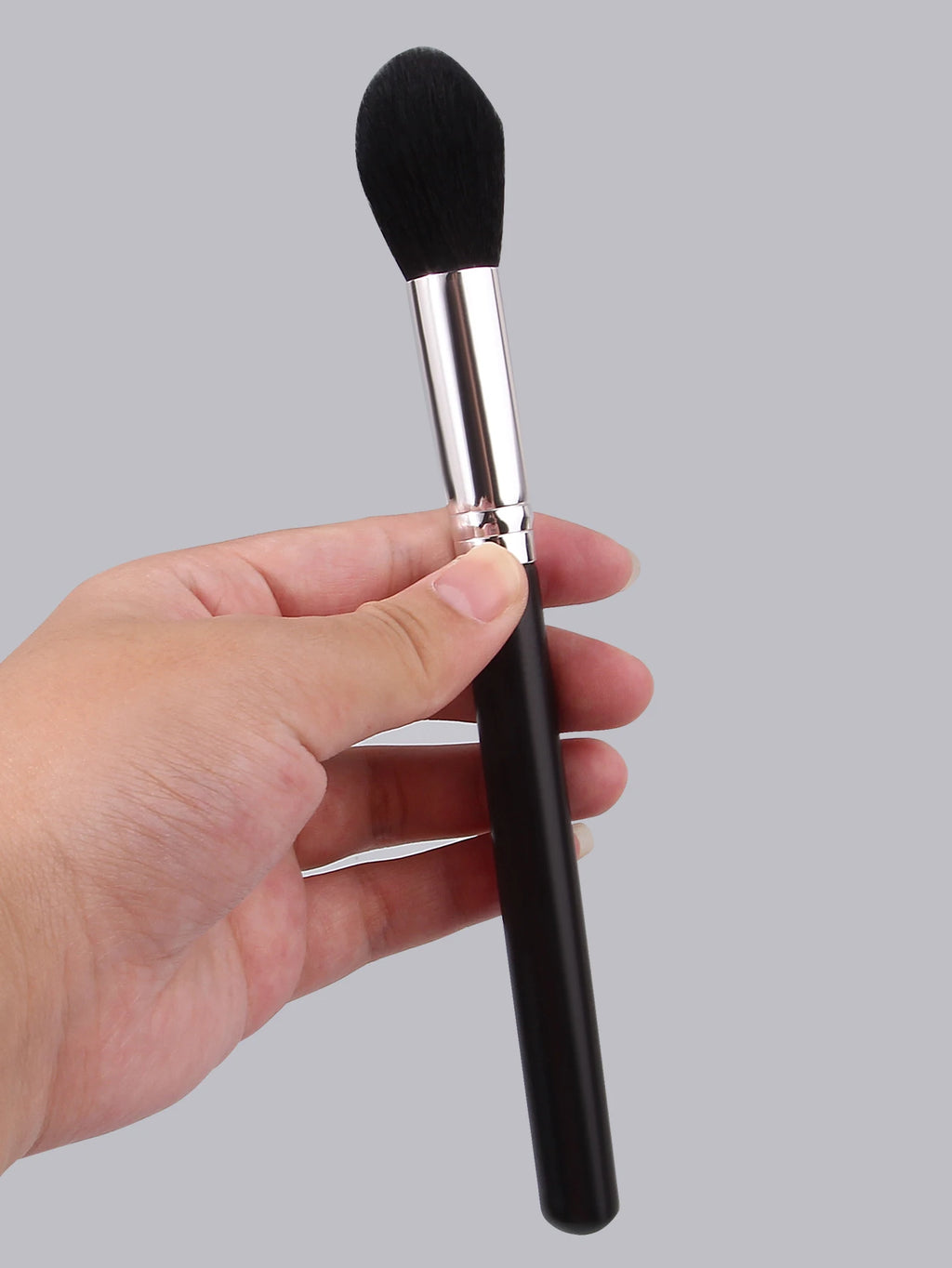 Flame Highlighter Makeup Brush – Soft Blush & Contour Brush
