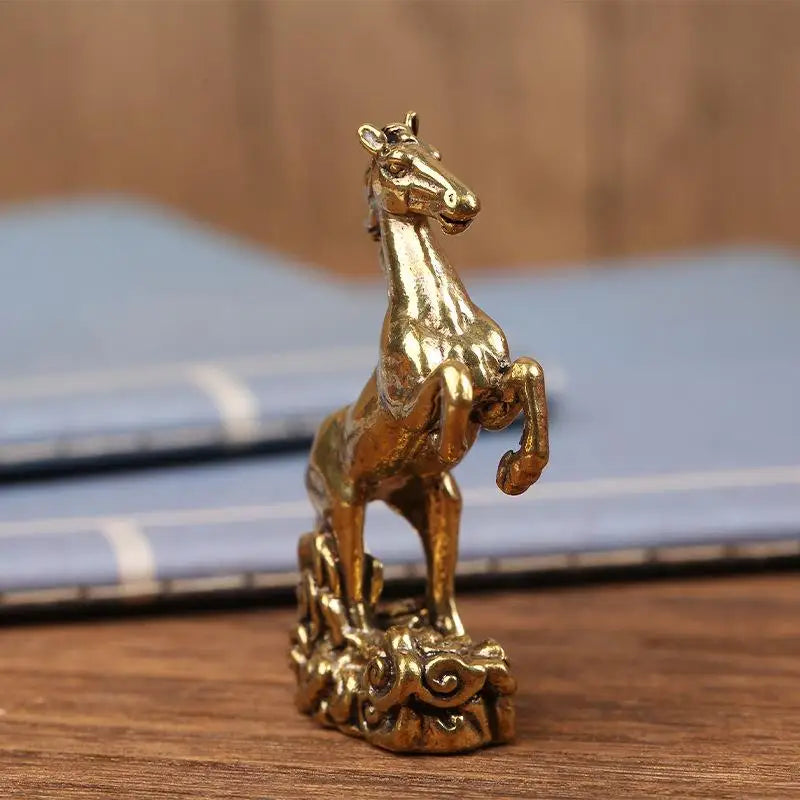 Brass Horse Figurine Chinese Zodiac Desktop Sculpture Decor Desktop Figurine Sculpture Nixie