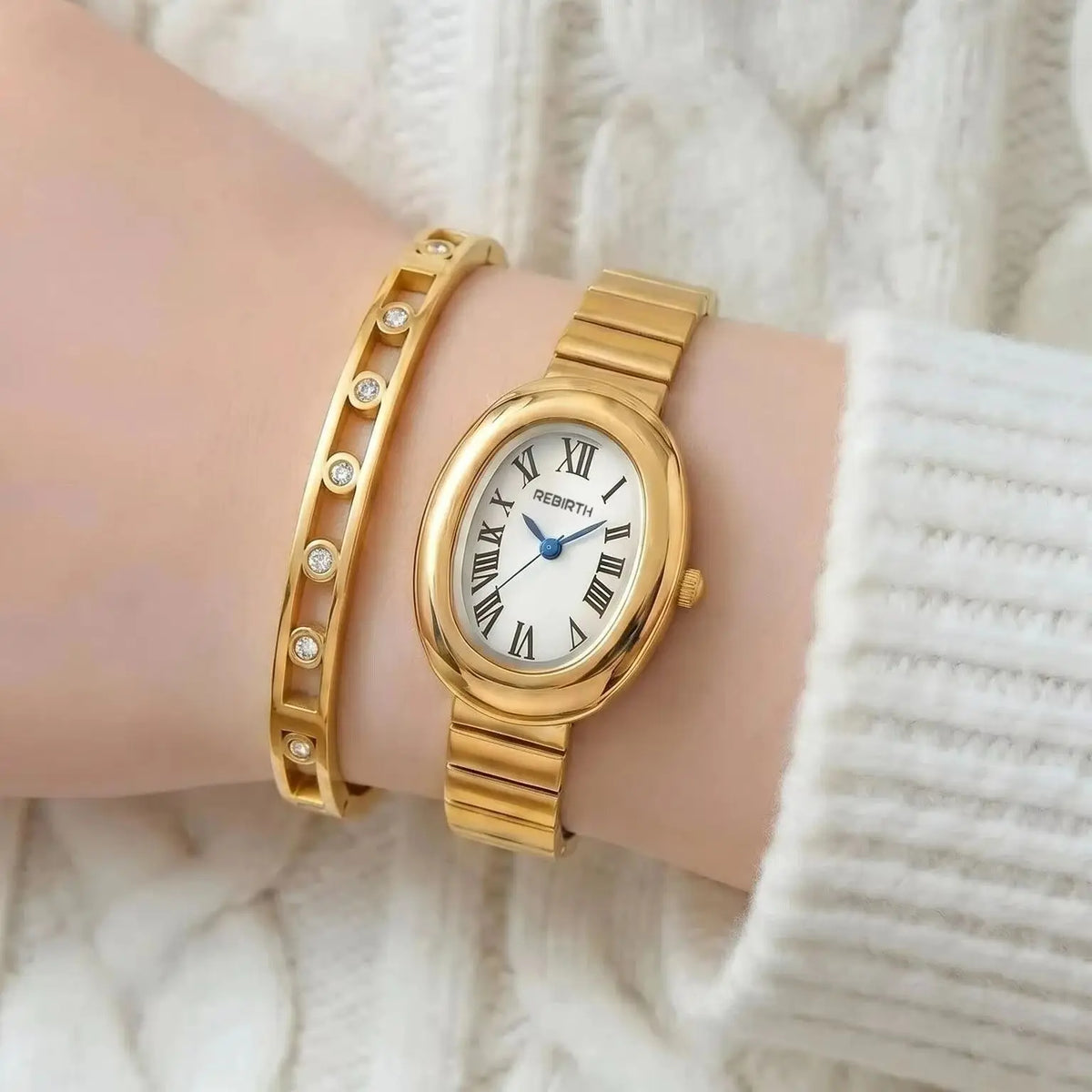 Women's Gold Watch & Bracelet Set – Quartz Roman Numeral Dial Watch & Bracelet Set Nixie