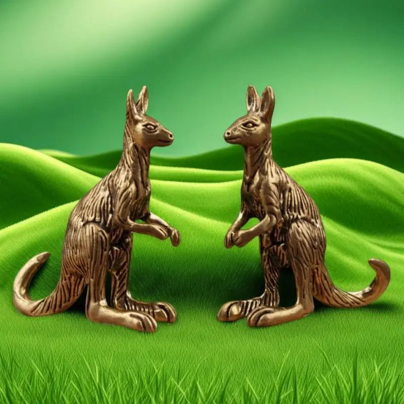 Solid Brass Kangaroo Figurine – Vintage Retro Collectible Décor