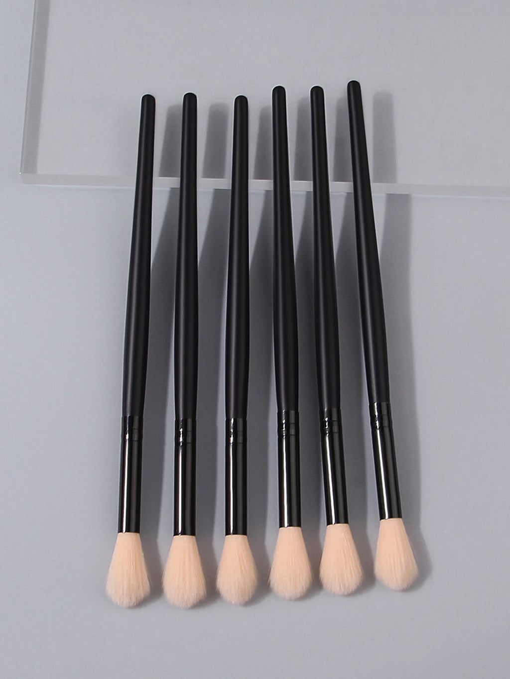 6-Piece Wooden Handle Makeup Brush Set – Blush & Highlighter Makeup Brush Set Nixie