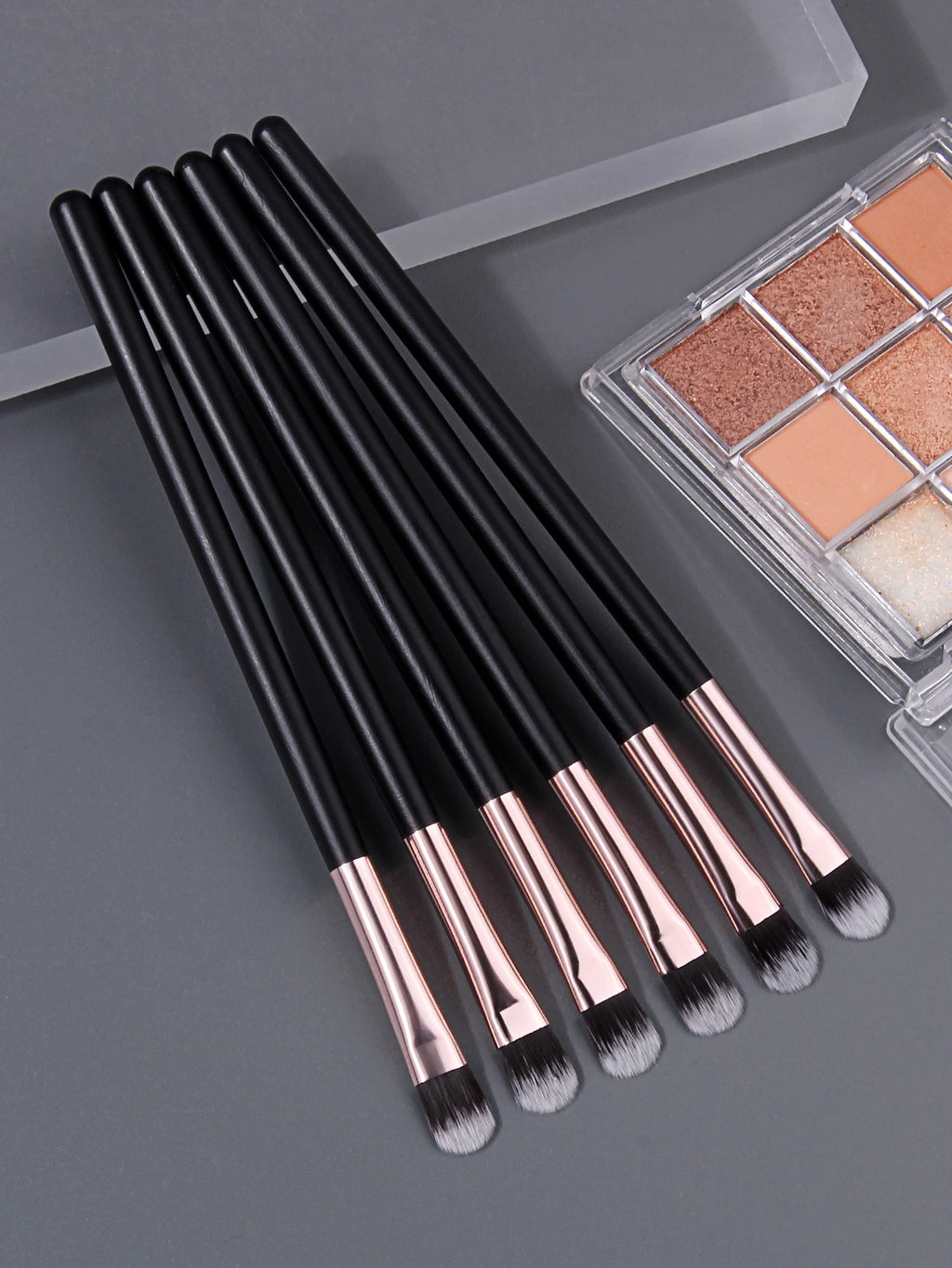 Nixie 6-Piece Soft Fluffy Makeup Brush Set – Professional Makeup Brush Set Nixie