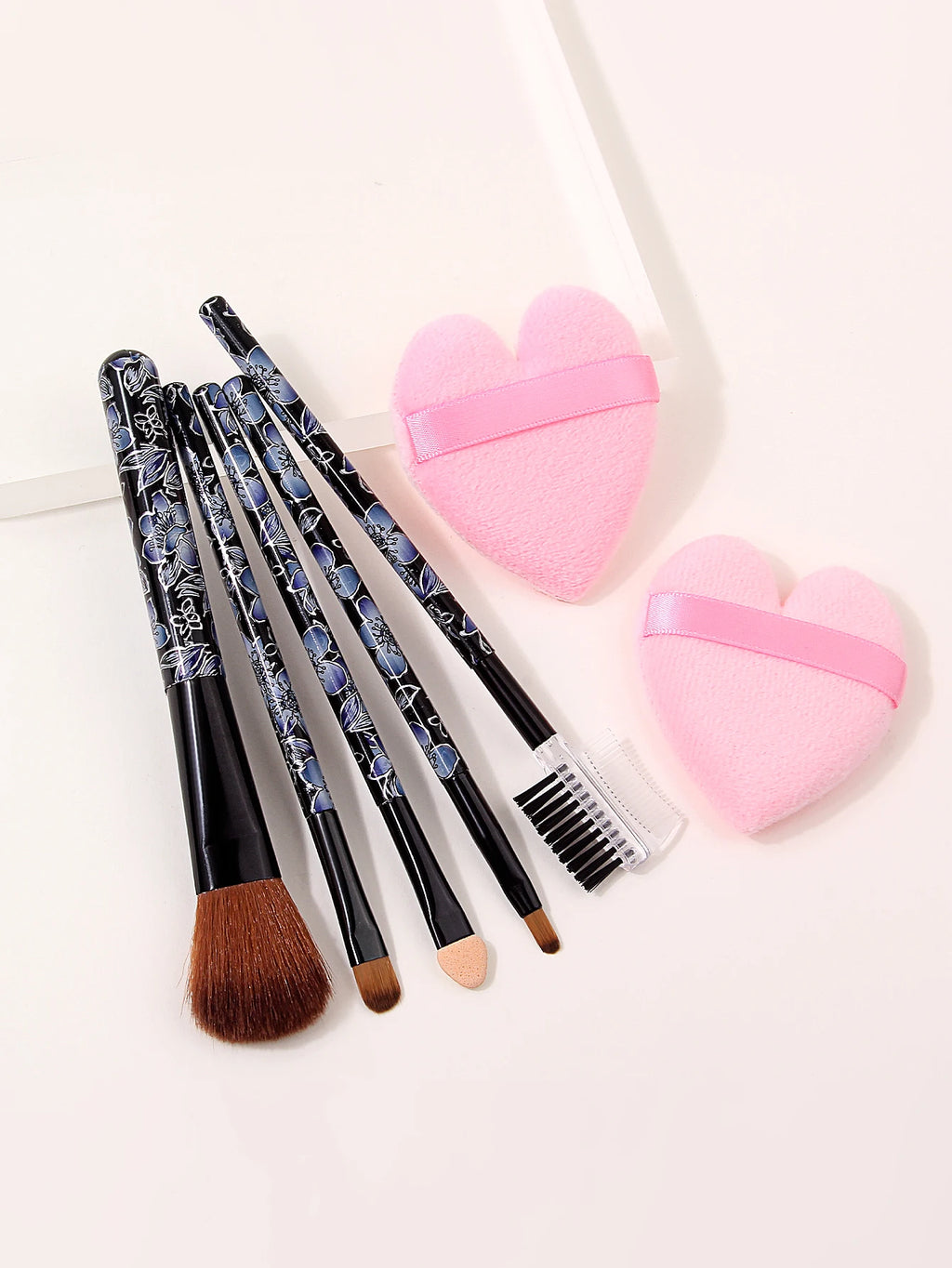7Pcs Floral Makeup Brush Set & Heart Velvet Powder Puff Makeup Brush Set Nixie