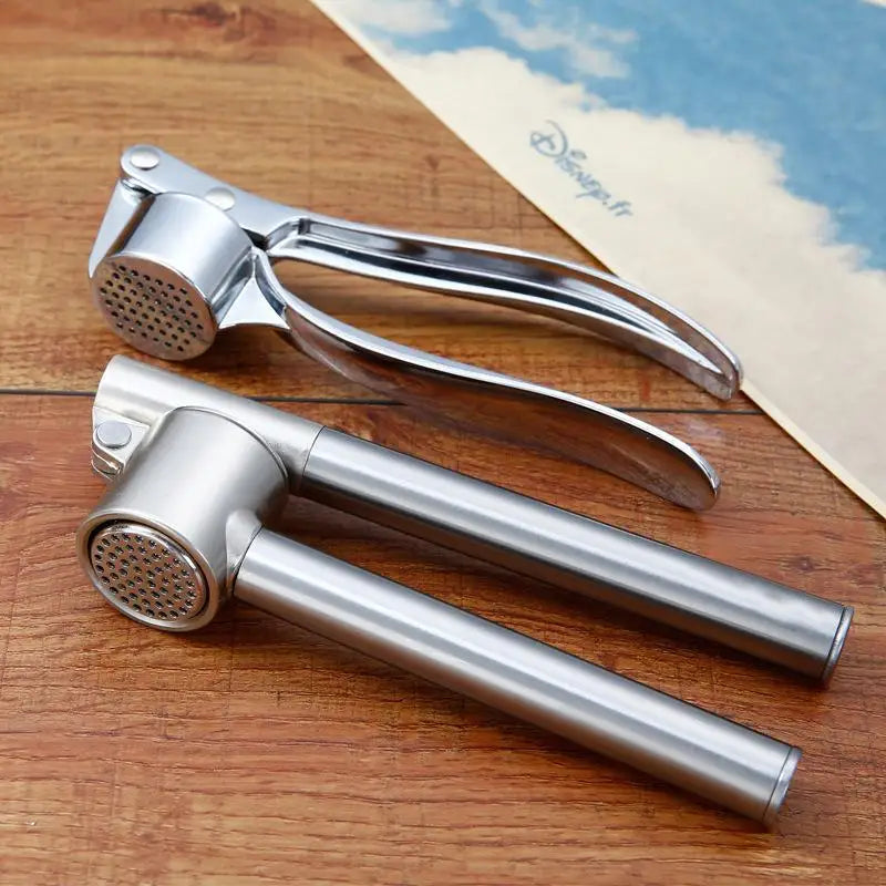Stainless Steel Garlic Press – Ergonomic Non-Slip Handle Garlic Press Nixie