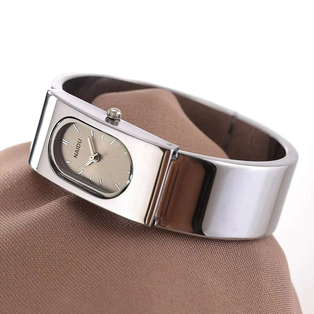 Women's Vintage Bracelet Quartz Watch | Oval Silver Dial Bracelet Watch Nixie