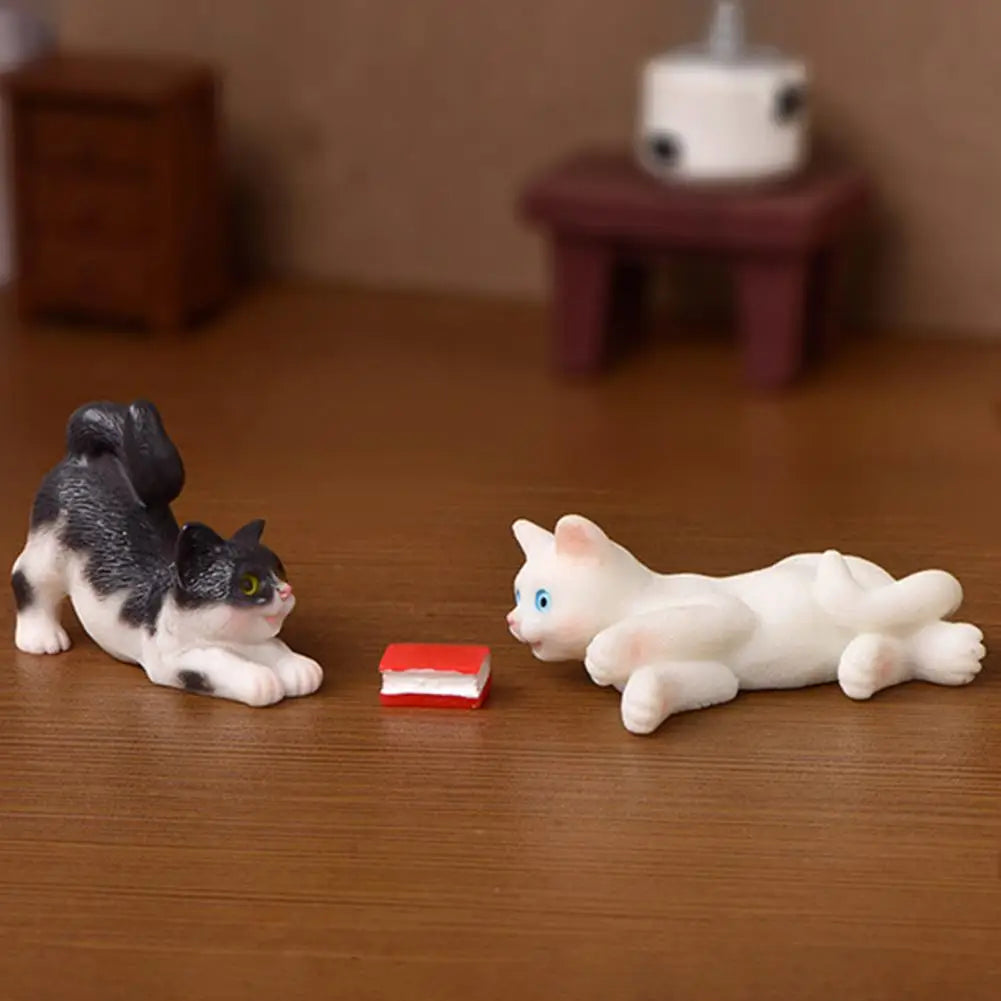 Kawaii Mini Cat Figurine – Cute Kitten Resin Ornament, 15 Styles Decorative Figurine Nixie