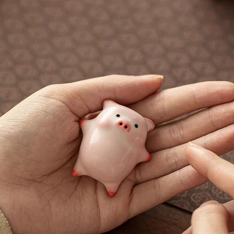 Bubbling Pig Tea Pet Ceramic Figurine – Fun Bubble Tea Accessory Tea Pet Figurine Nixie