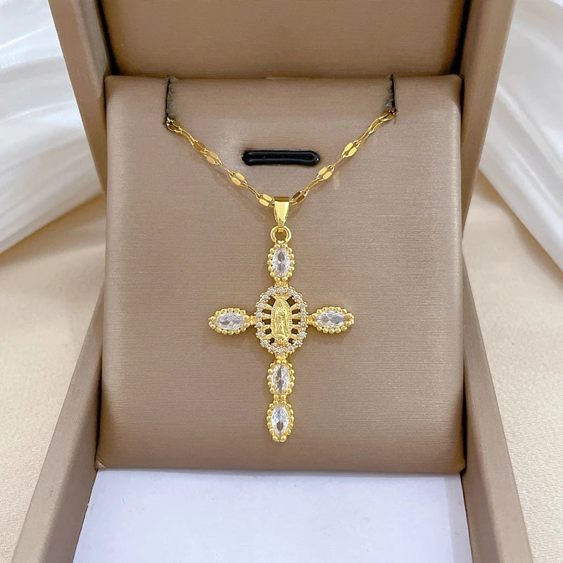 Women's Gold Cross Pendant Necklace – Stainless Steel Choker Pendant Necklace Nixie