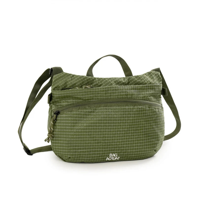 Lightweight Water-Resistant Crossbody Bag – Unisex Messenger Crossbody Bag Nixie